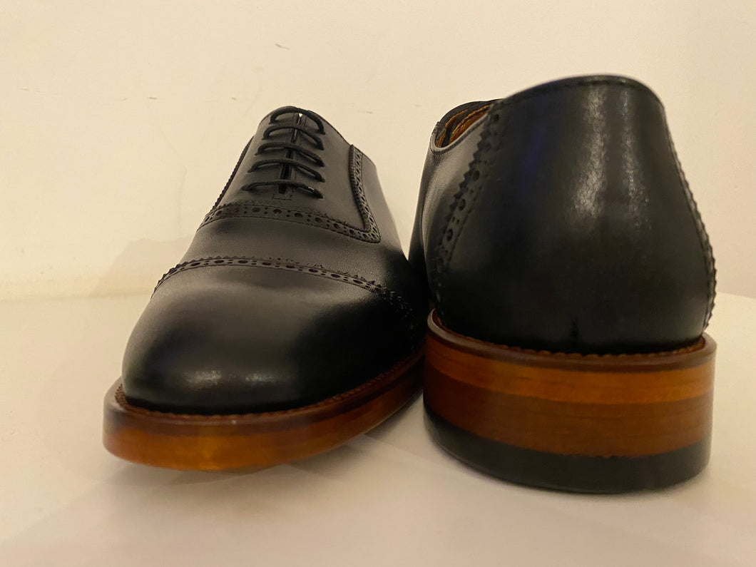 Oxford Modell Leder Schuhe Elegant in schwarz